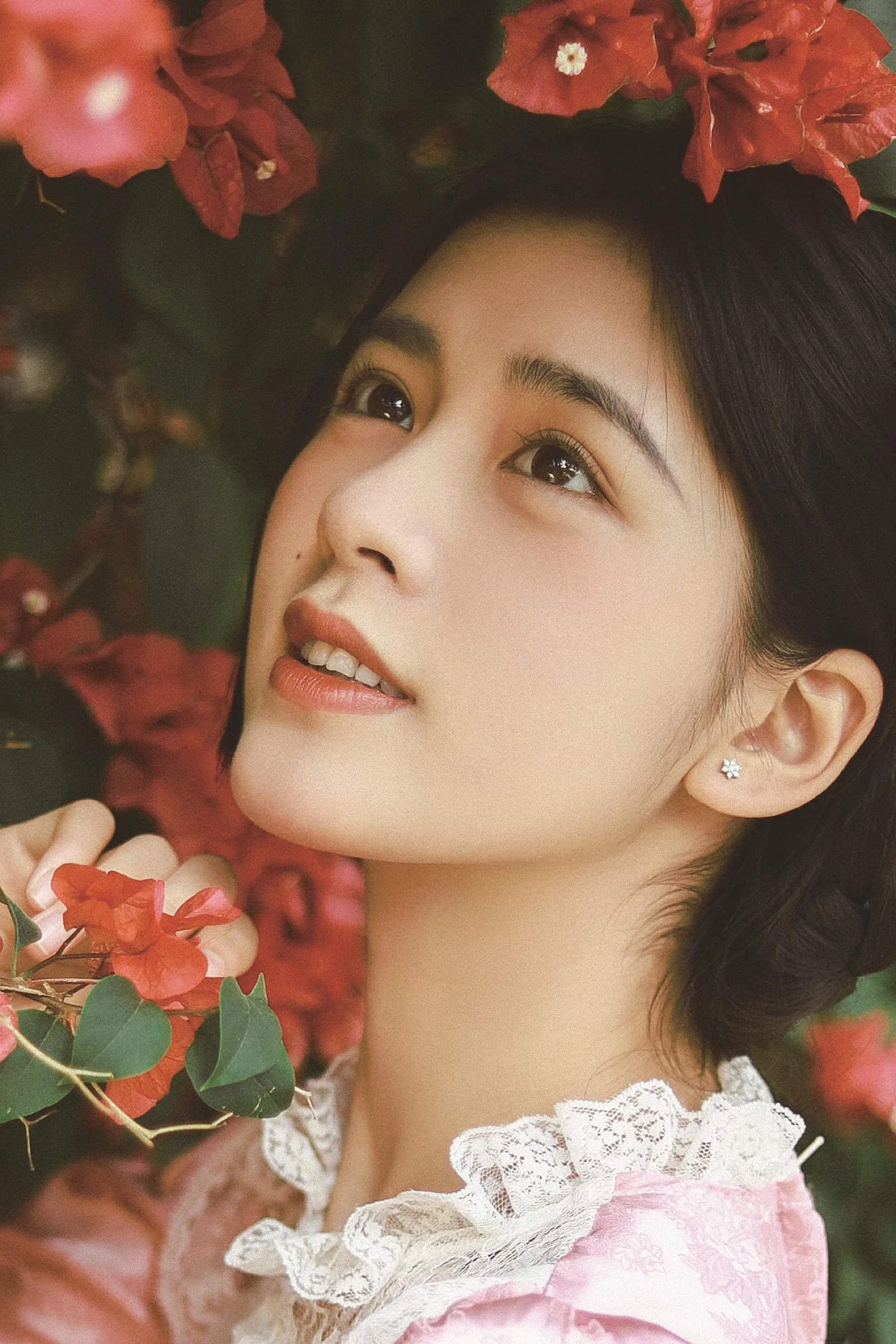 [YITUYU艺图语]2022.09.12 三角梅与少女 欣慧 [21P]插图2